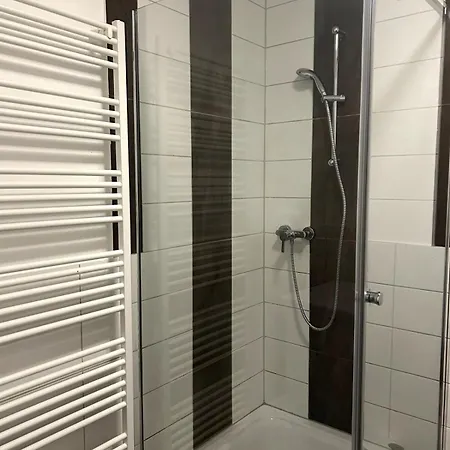 Ruhige Mit Netflix Kueche & Waschmaschine * Stutensee